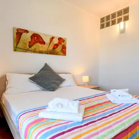 Desenzanoloft Official Partner Marriott Homes & -butterfly And 5 Pools Family Desenzano del Garda