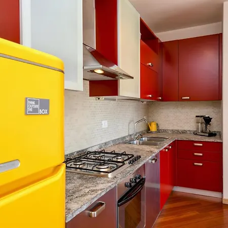 Desenzanoloft Official Partner Marriott Homes & -butterfly And 5 Pools Family Apartment Desenzano del Garda