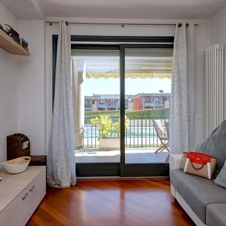 Marriott Butterfly And 5 Pools Family Desenzanoloft Official Partner Homes & By Marriott Bonvoy * Rivoltella del Garda