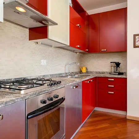Apartment Desenzanoloft Official Partner Marriott Homes & -butterfly And 5 Pools Family